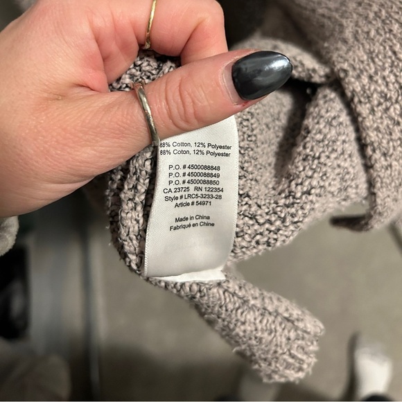 aritzia COMMUNITY Vetus Sweater Size XS - Picture 5 of 9